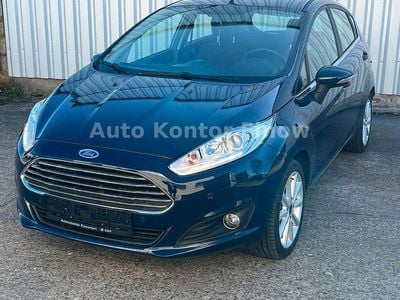 Usata Ford Fiesta Titanium 101 CV (74 kW) 2016 Blu Utilitaria