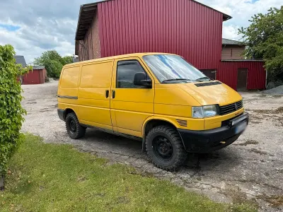 Gebraucht VW Transporter 69 PS (50 kW) 1998 Gelb Van