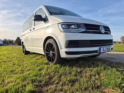 Gebraucht VW Multivan Highline 150 PS (110 kW) 2018 Weiß Van / Kleinbus