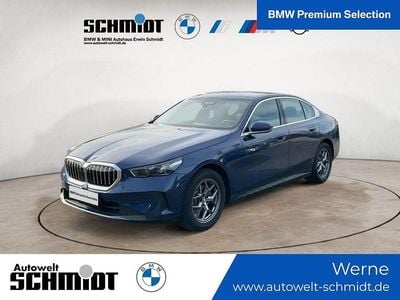 Gebraucht BMW 520 Sport Line 197 PS (144 kW) 2025 Blau Limousine