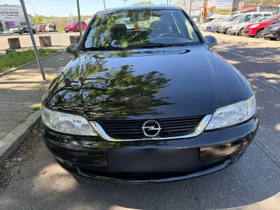 Brugt Opel Vectra 100 HK (73 kW) 2000 Sort Sedan