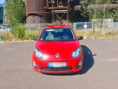 Gebraucht Renault Twingo 75 PS (55 kW) 2011 Rot Kleinwagen