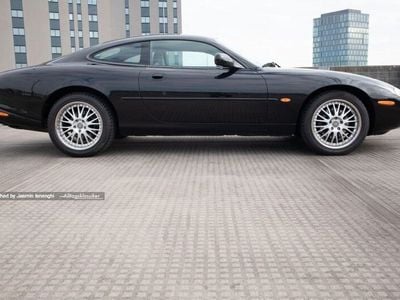 Jaguar XK8