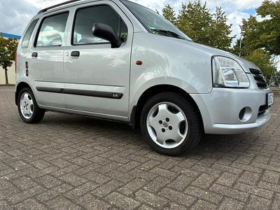Silber Gebraucht 2004 Suzuki Wagon R Van / Kleinbus | 2.950 €