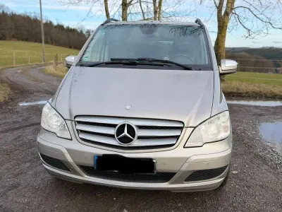 Używany Mercedes Viano Edition 163 KM (119 kW) 2011 Srebrny Minivan