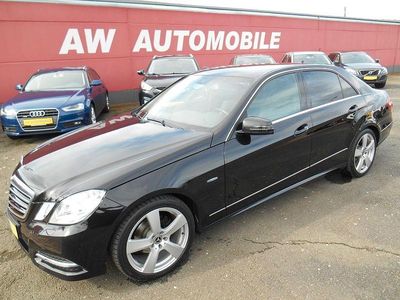 Gebraucht Mercedes E220 Avantgarde 170 PS (125 kW) 2011 Schwarz Limousine