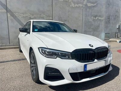 BMW 330e