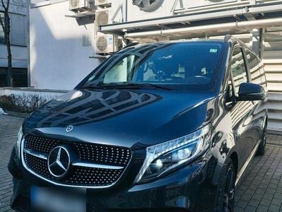 Usata Mercedes V220 161 CV (118 kW) 2021 Nero Monovolume