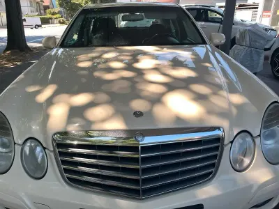 Gebraucht Mercedes E200 136 PS (100 kW) 2009 Beige Limousine