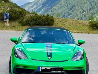 Gebraucht Porsche 718 400 PS (294 kW) 2020 Grün Cabrio