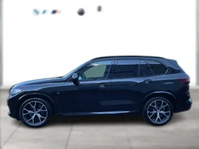 Gebraucht BMW X5 M 394 PS (289 kW) 2021 Schwarz metallic SUV