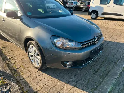 Gebraucht VW Golf VI 122 PS (89 kW) 2011 Grau Kombi