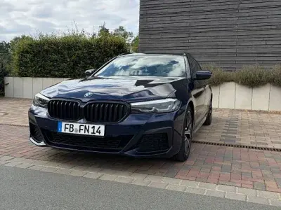 Gebraucht BMW 520 M Sport 190 PS (139 kW) 2021 Blau Limousine