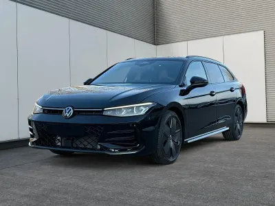 Nuova VW Passat R-line 193 CV (141 kW) 2025 Nero Station wagon
