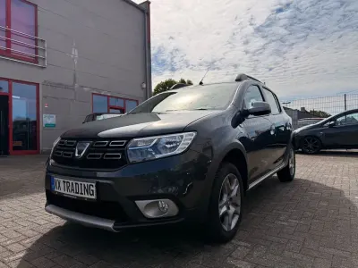 Gebraucht Dacia Sandero Prestige 90 PS (66 kW) 2019 Schwarz Limousine
