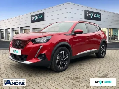 Gebraucht Peugeot e-2008 Allure 100 kW (136 PS) 2021 Rot SUV