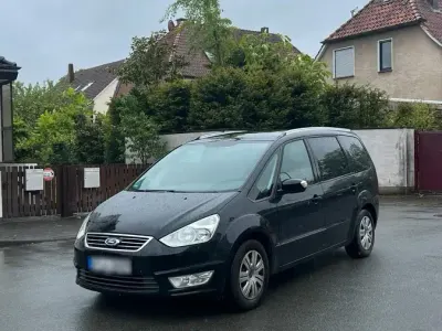Używany Ford Galaxy 140 KM (102 kW) 2010 Czarny Minivan
