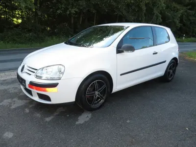 Gebraucht VW Golf IV Trendline 80 PS (58 kW) 2006 Weiß Limousine