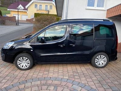 Gebraucht Citroën Berlingo PureTech 110 PS (80 kW) 2018 Schwarz Van / Kleinbus