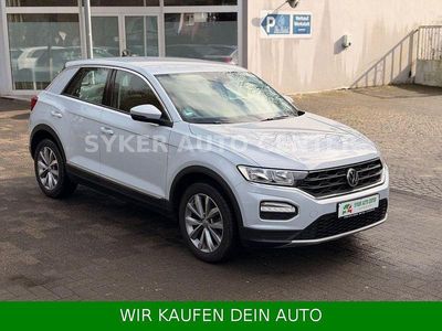 Second-hand VW T-Roc Style 150 CP (110 kW) 2020 Argintiu SUV