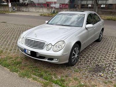 Mercedes E270