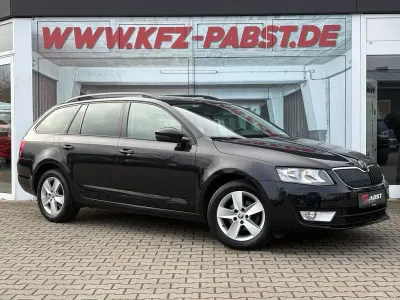 Gebraucht Skoda Octavia Ambition 105 PS (77 kW) 2014 Schwarz Kombi