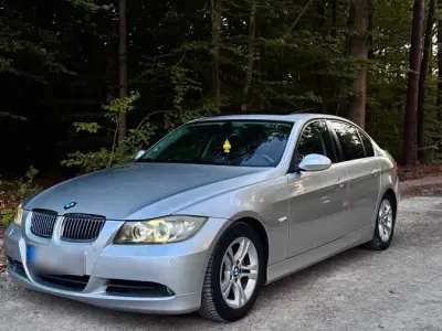 Gebraucht BMW 325 218 PS (160 kW) 2005 Silber Limousine