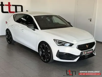 Gebraucht Cupra Leon VZ 245 PS (180 kW) 2023 "candy" weiss Limousine