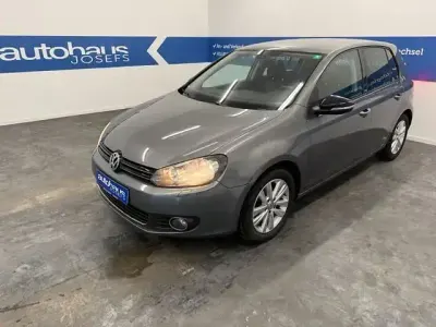 Käytetty VW Golf VII Style 105 HP (77 kW) 2012 Harmaa Sedan