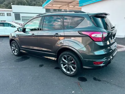 Używany Ford Kuga ST-Line 150 KM (110 kW) 2020 Szary SUV