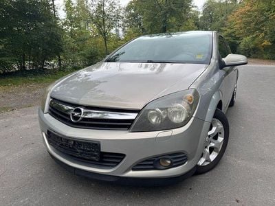 Opel Astra GTC