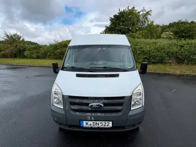 Gebraucht Ford Fiesta 85 PS (62 kW) 2011 Weiß Van / Kleinbus