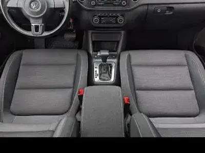 Gebraucht VW Golf Plus Cross Comfortline 122 PS (89 kW) 2009 Rot Van / Kleinbus