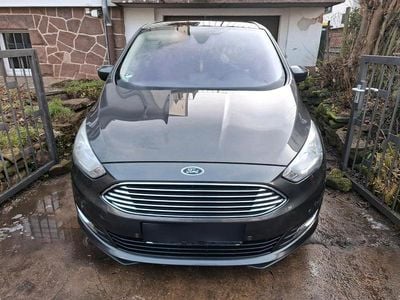 Grau Gebraucht 2017 Ford C-MAX Van / Kleinbus | 9.800 € (Fairer Preis)