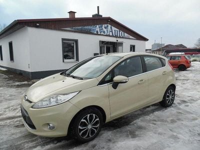 Gebraucht Ford Fiesta Titanium 90 PS (66 kW) 2009 Gelb Kleinwagen