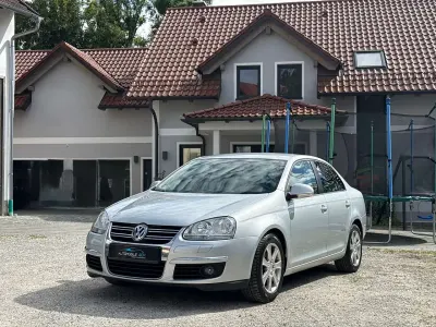 Gebraucht VW Jetta United 105 PS (77 kW) 2008 Reflexsilber metallic Limousine
