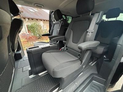 Usata Mercedes V250 190 CV (139 kW) 2015 Nero Monovolume