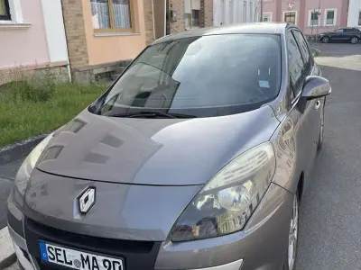 Gebraucht Renault Grand Scénic III Dynamique 131 PS (96 kW) 2009 Van / Kleinbus