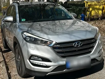 Gebraucht Hyundai Tucson Premium 185 PS (136 kW) 2016 Silber SUV