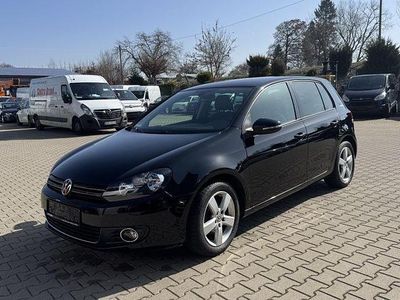 Gebraucht VW Golf VI Comfortline 105 PS (77 kW) 2011 Ninja black Kleinwagen