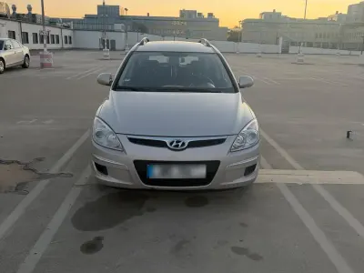 Gebraucht Hyundai i30 109 PS (80 kW) 2009 Beige Kombi