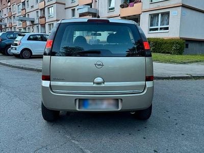 Usata Opel Meriva 85 CV (62 kW) 2008 Oro Monovolume
