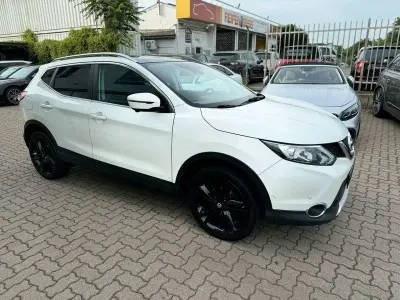 Gebraucht Nissan Qashqai Black Edition 131 PS (96 kW) 2016 Weiß SUV
