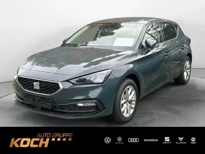 Ny Seat Leon 150 HK (110 kW) 2025 Blå Sedan
