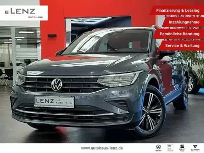 Gebraucht VW Tiguan Active 150 PS (110 kW) 2022 Grau SUV