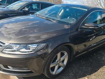 Gebraucht VW Passat 140 PS (102 kW) 2014 Braun Limousine