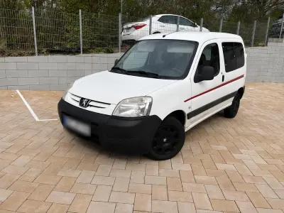 Gebraucht Peugeot Partner 2009 Weiß Van / Kleinbus