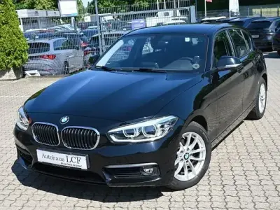 Gebraucht BMW 118 Advantage 136 PS (100 kW) 2019 Schwarz Kleinwagen
