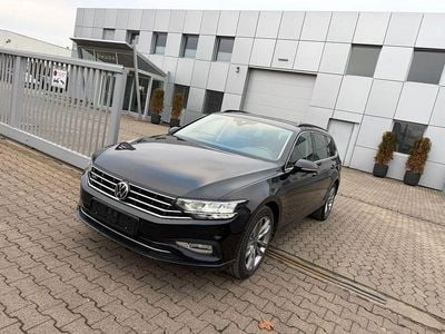 Deep black Gebraucht 2023 VW Passat Kombi | 25.500 € (Guter Preis)