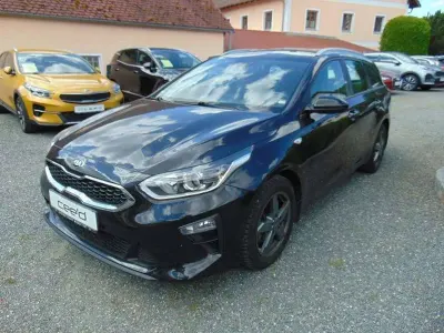 Gebraucht Kia Ceed Sportswagon Attract 99 PS (72 kW) 2019 (1k) black pearl m Kombi